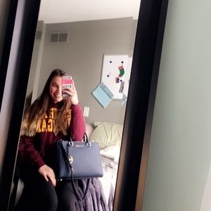 Meet your Posher, Allison